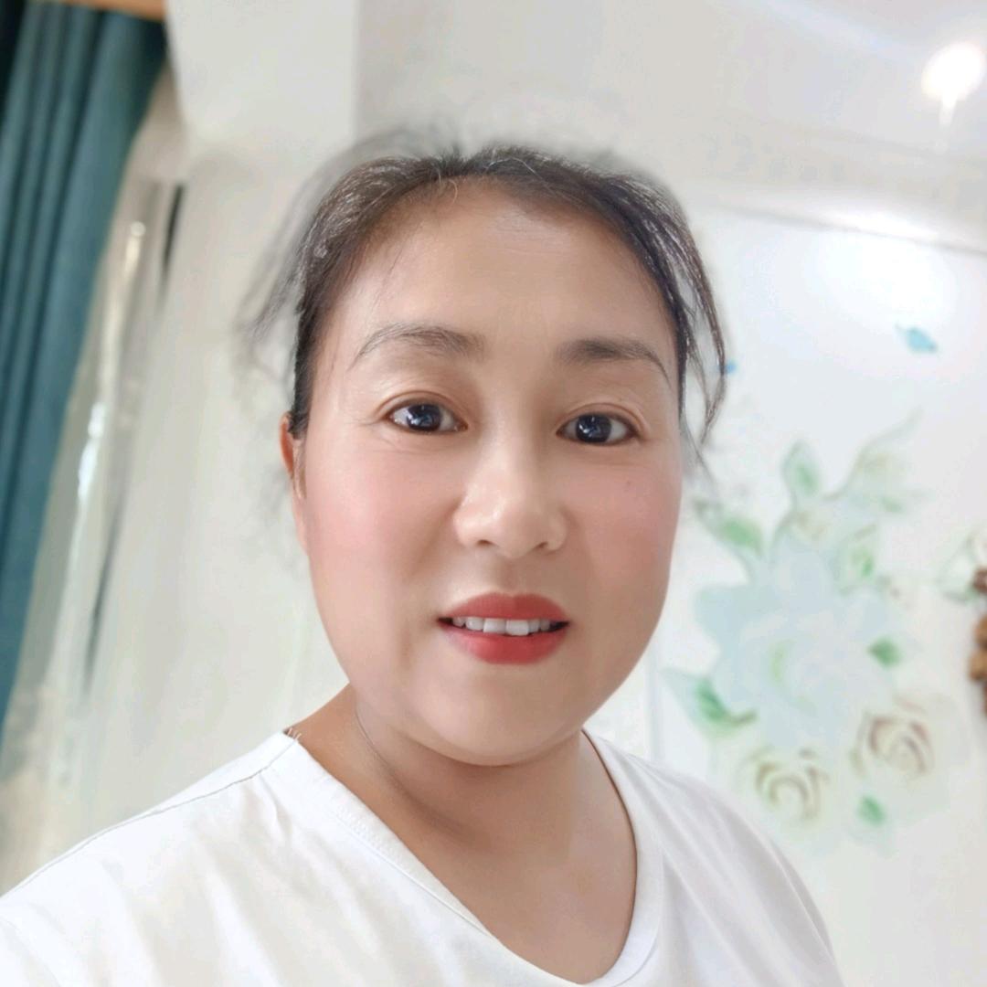 桃桃吖