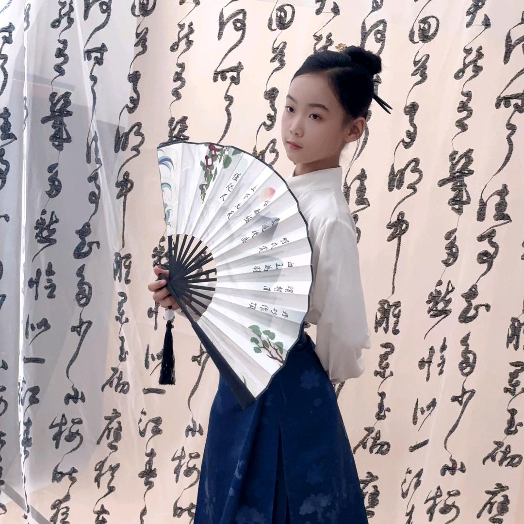 ꯭做꯭个꯭俗꯭人　　     　　　🪳