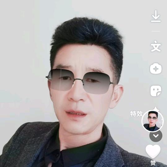 《东🌹哥》