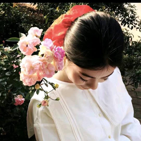 玟 -
