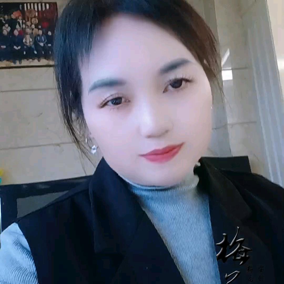 熊姐每天好。。。