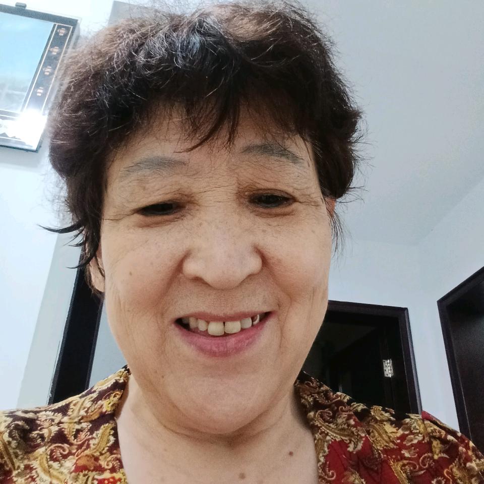 英英，早上，9，9分直播