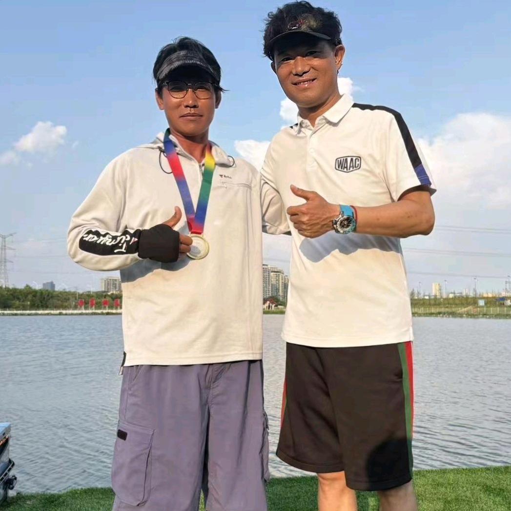 别哥钓鱼🎣