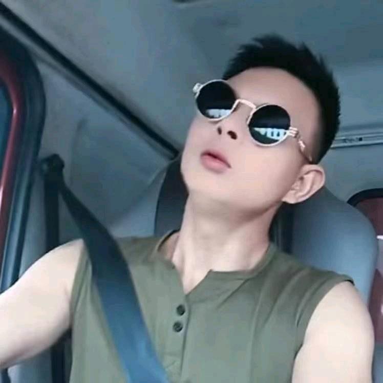 哥有故事，你有酒吗