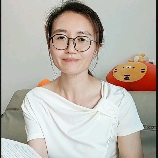 年小余