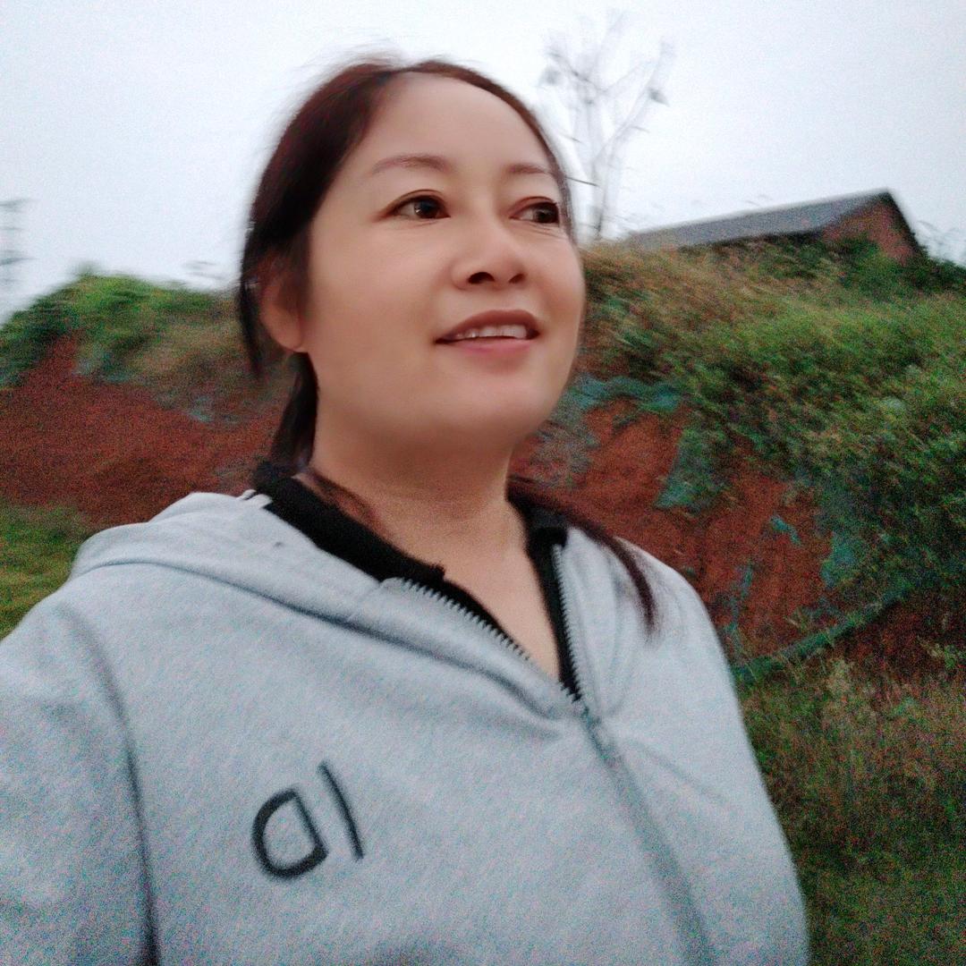 邹华碧