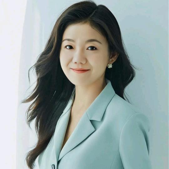 张莉芸徒手面雕老师