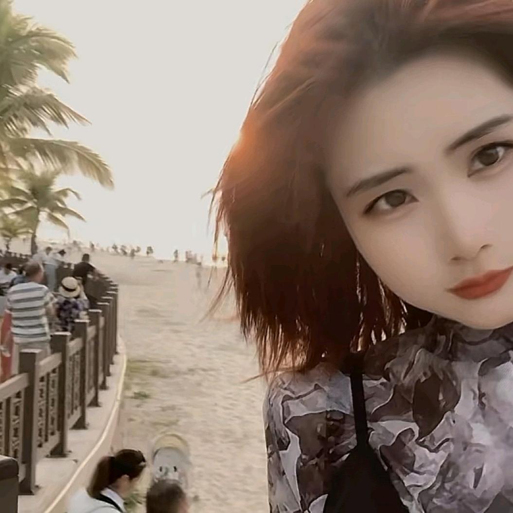 秀山女发型师 南希