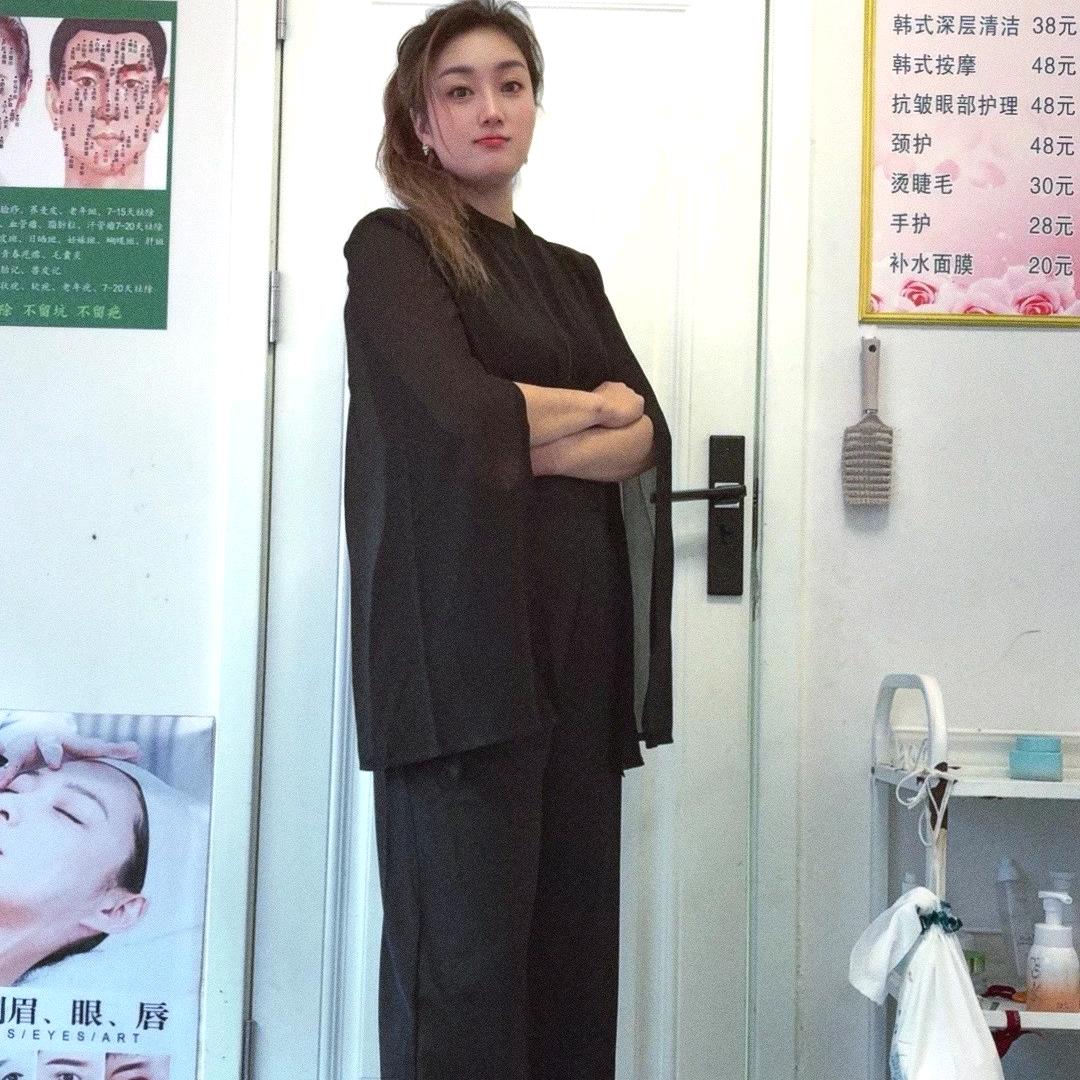 李小姐