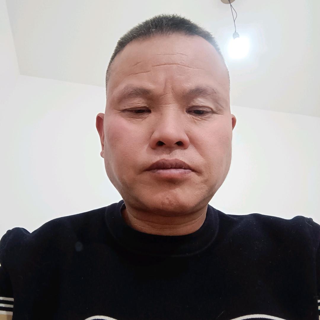 水中的月亮