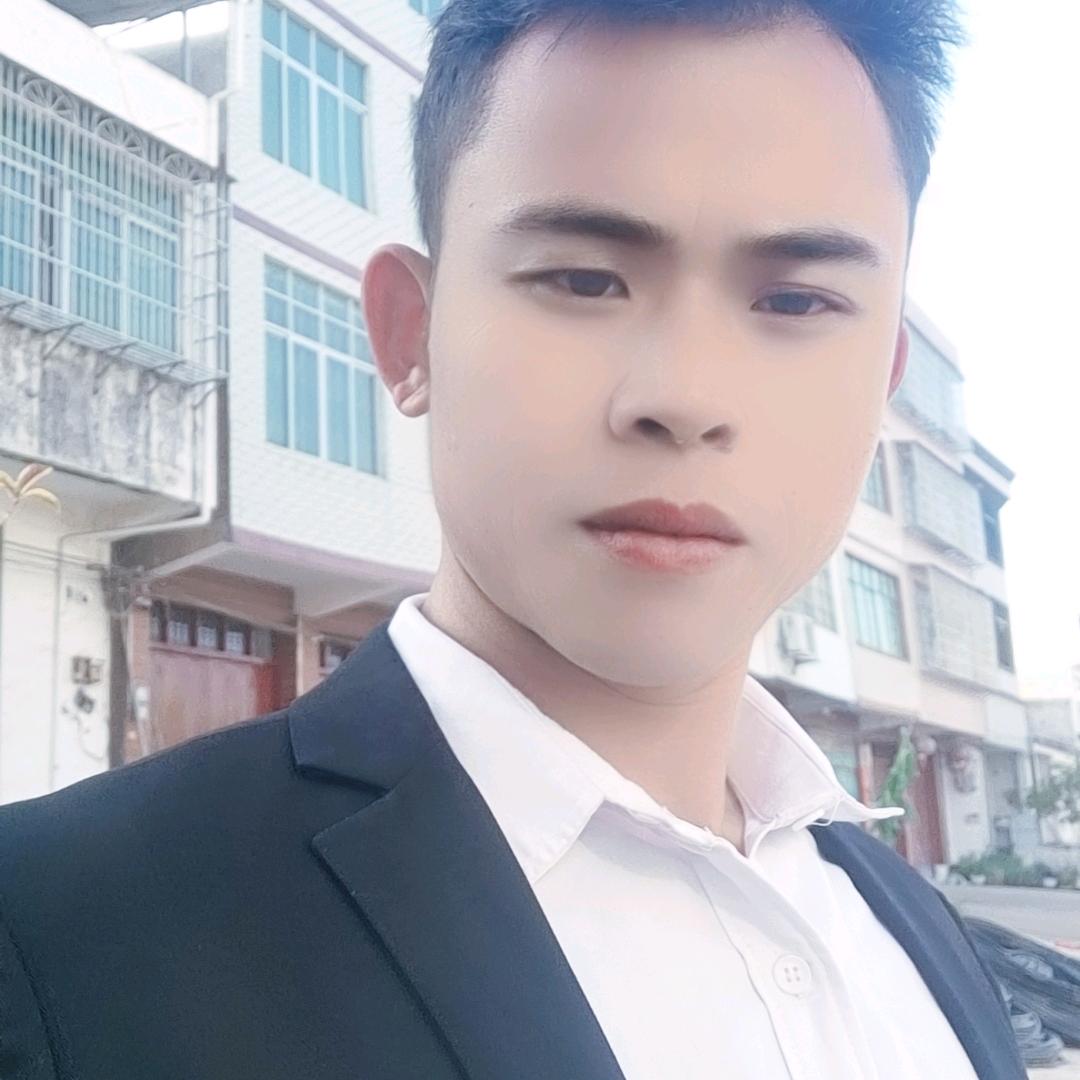 刘ᝰꫛꫀꪝ⁵²º⅓¼