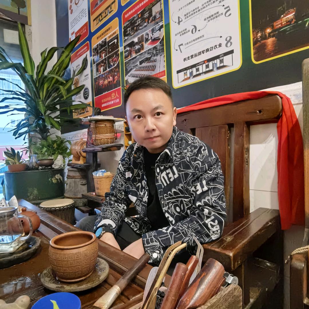 🐱陆川貓哥🐱（陆川三宝团队）