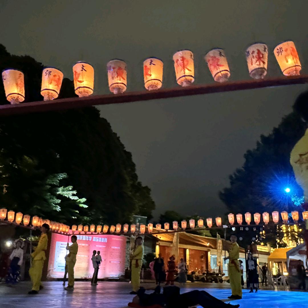 霜下泥娃娃