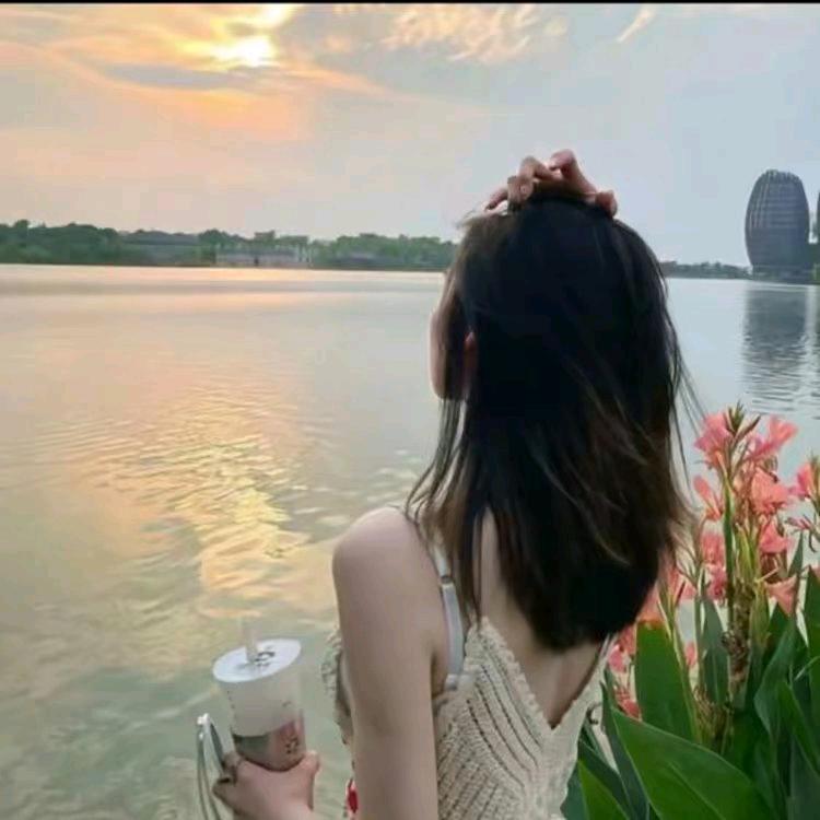小蕊蕊