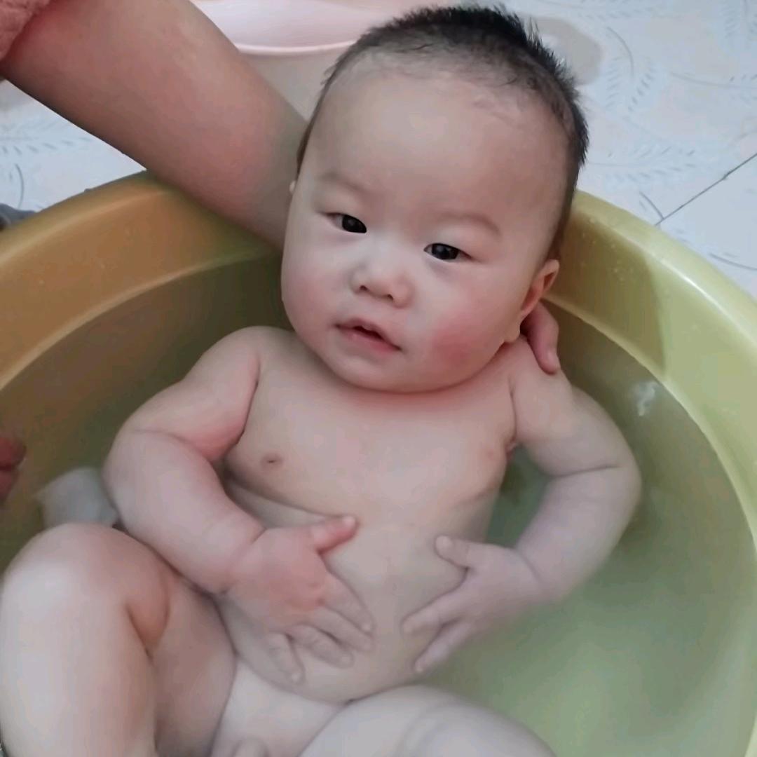 凯凯奶奶