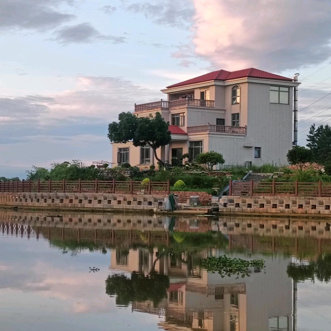 祁阳市小河小院