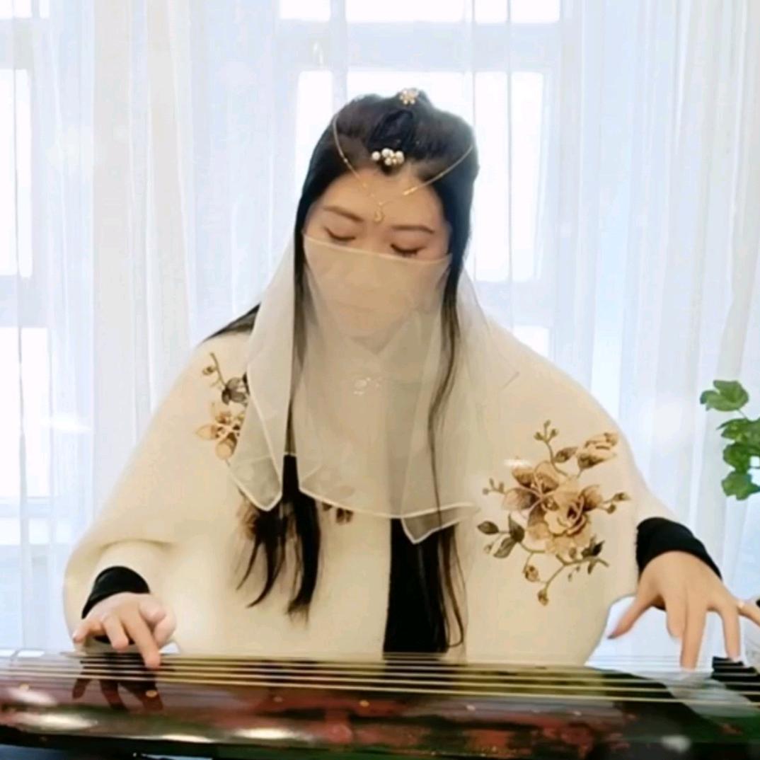 罗蔓古琴