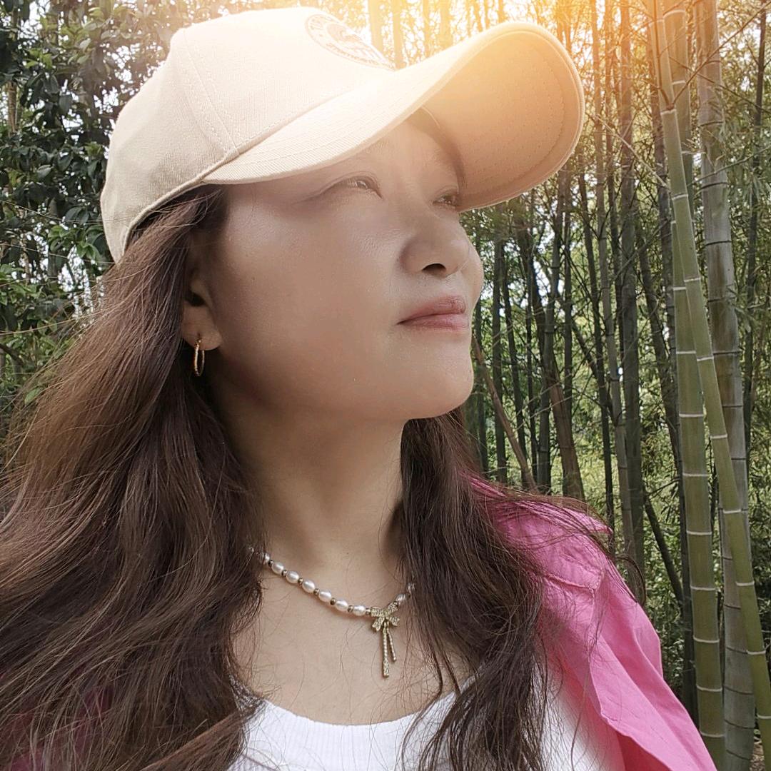 赚赚.女装