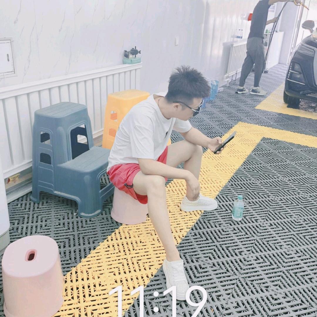 王先生｛工程机械租赁｝