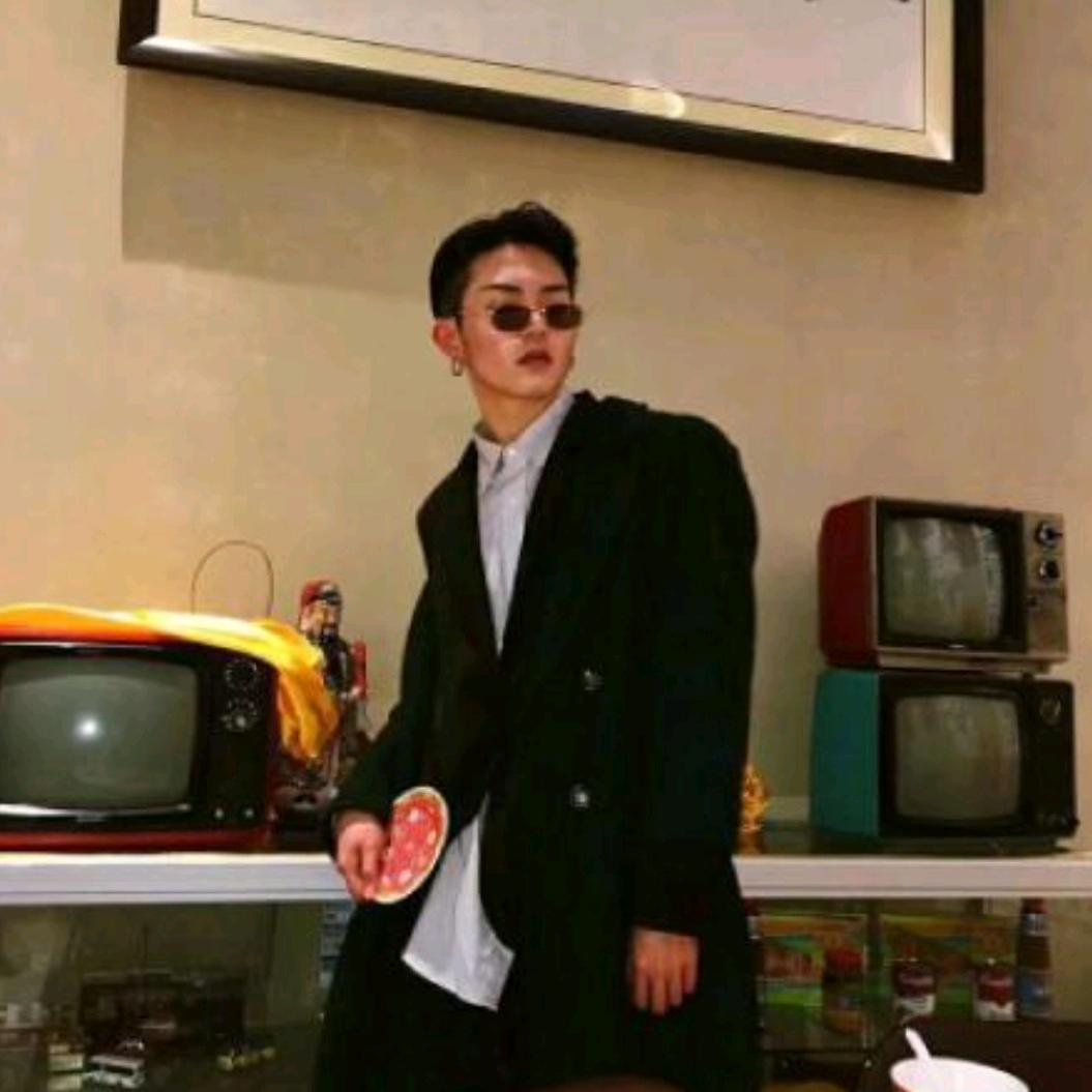 深巷梦里有平凡的我