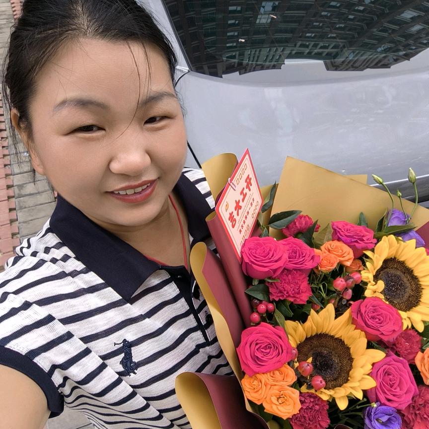 娜姐房产装饰美逢