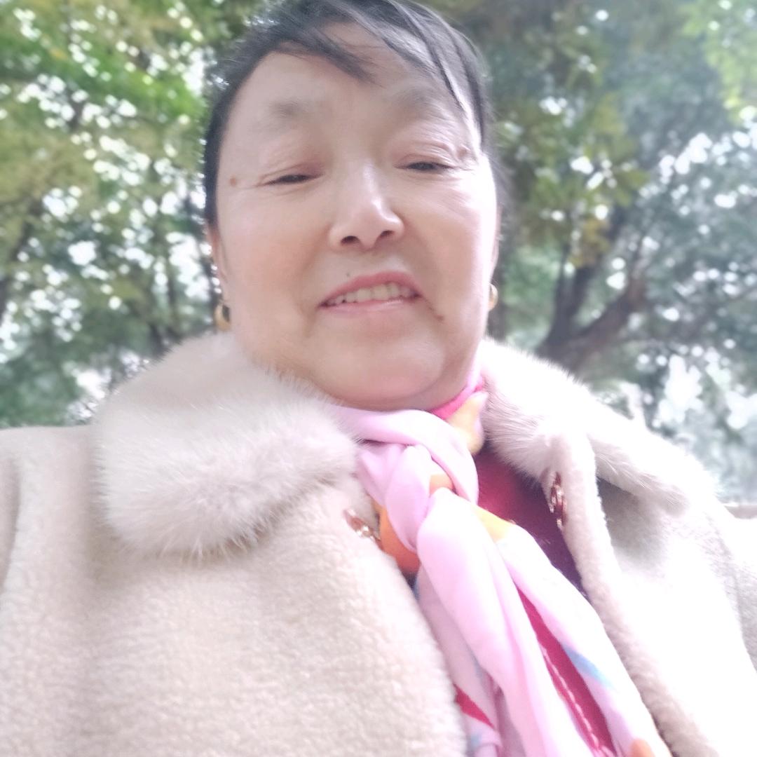 珍姐..唱歌中午1.30开