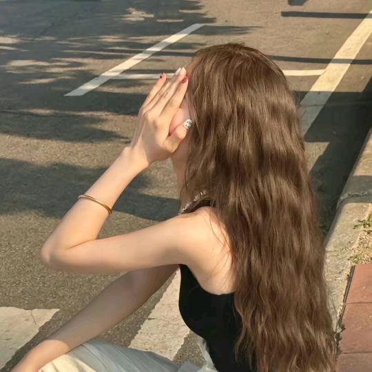 小凤今天好困~