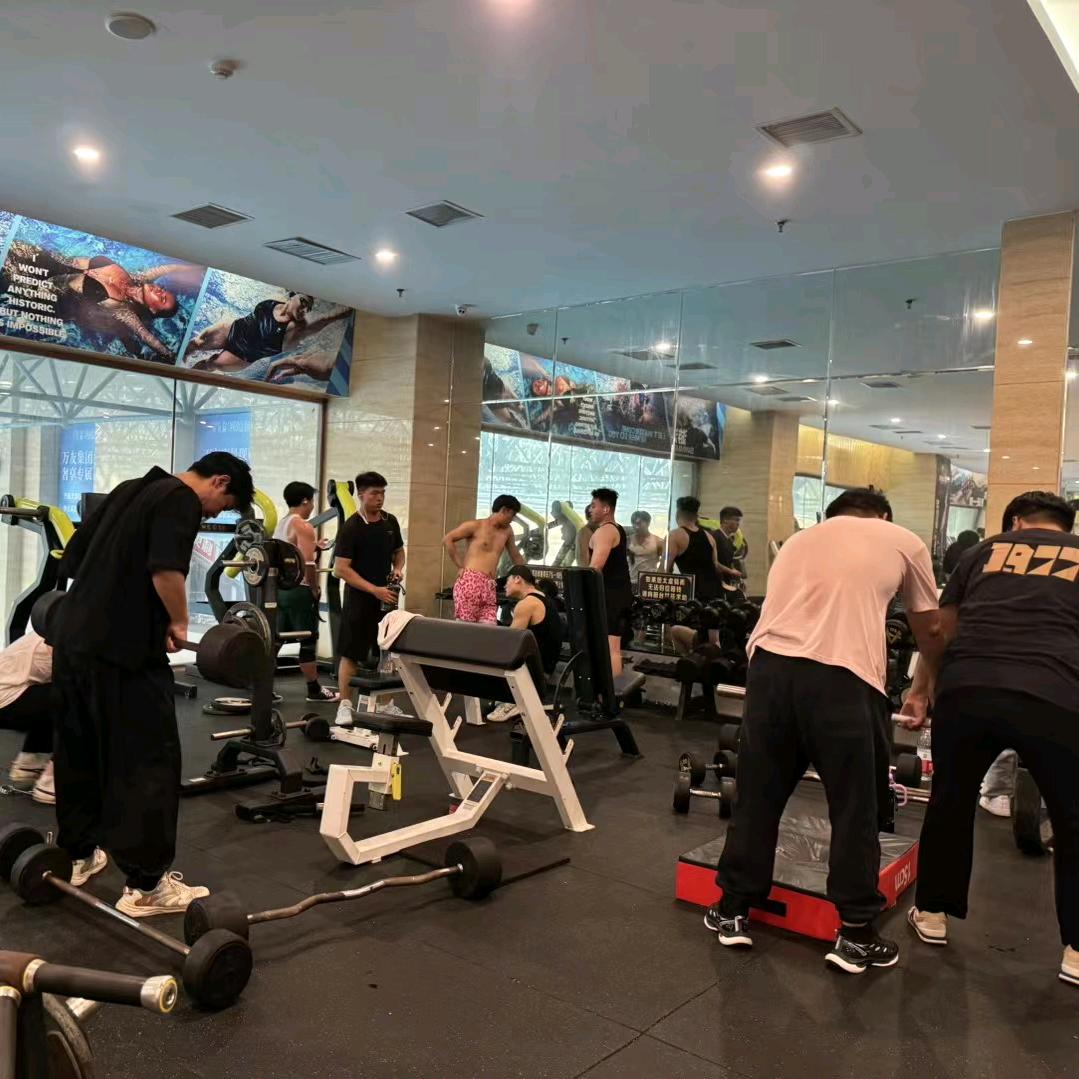 A威县万友健身游泳馆：教练王先生