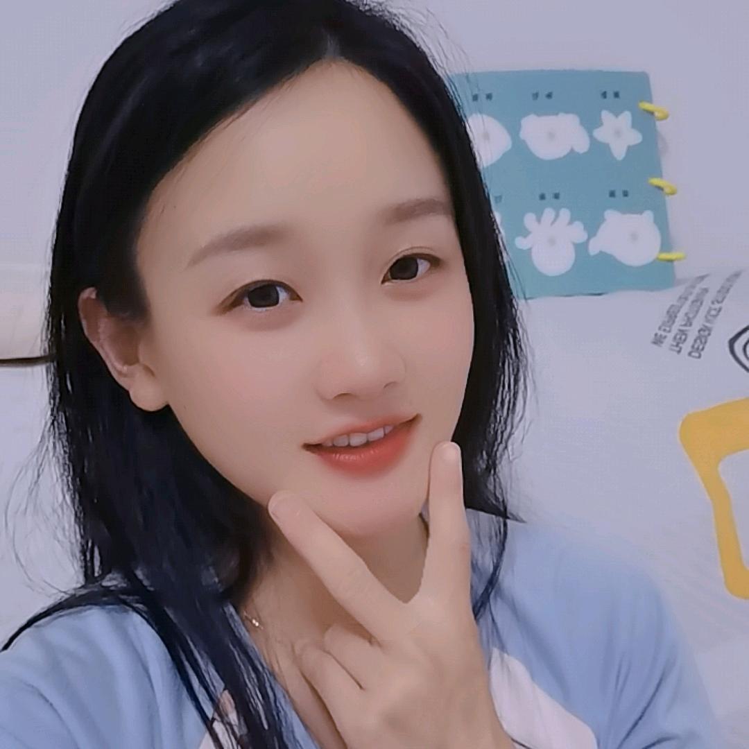 💋莹莹吖🍓