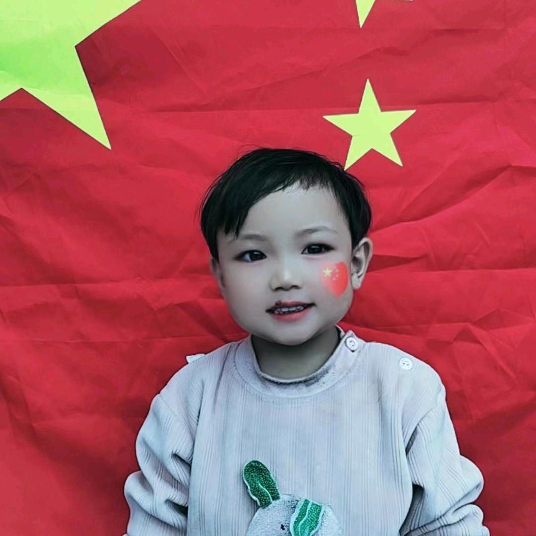 月亮里的玫瑰。