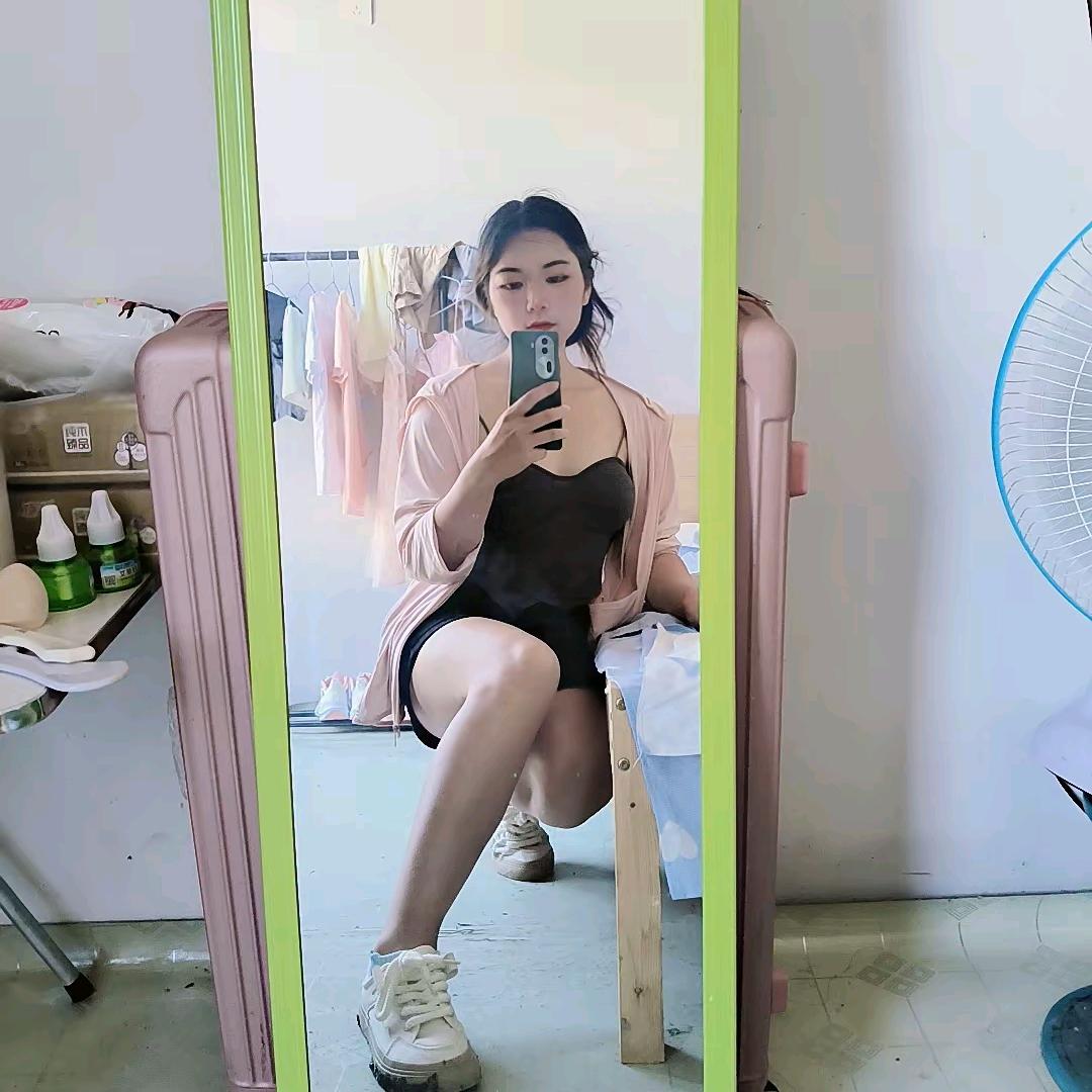 小谢（一定要瘦到100斤)