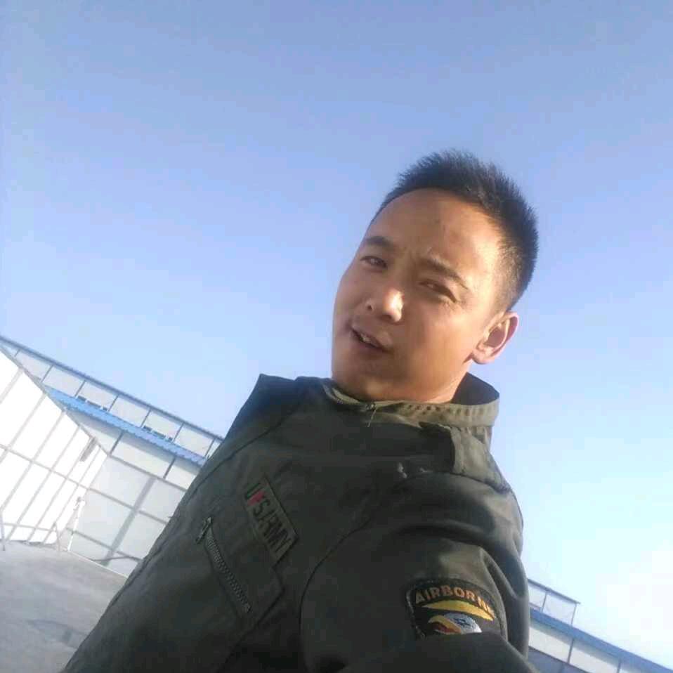 努力拼搏，只为明天