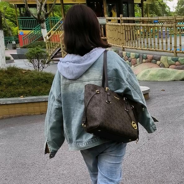 伤心在秋季，