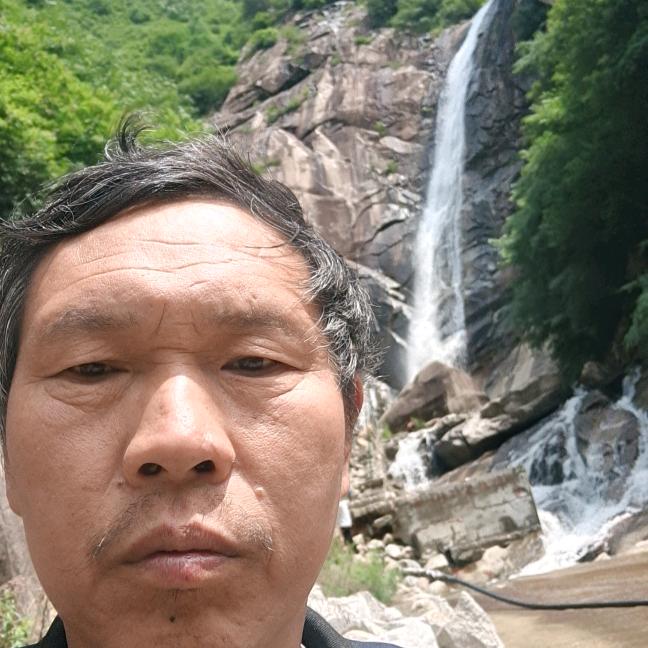 老村长室内外装饰