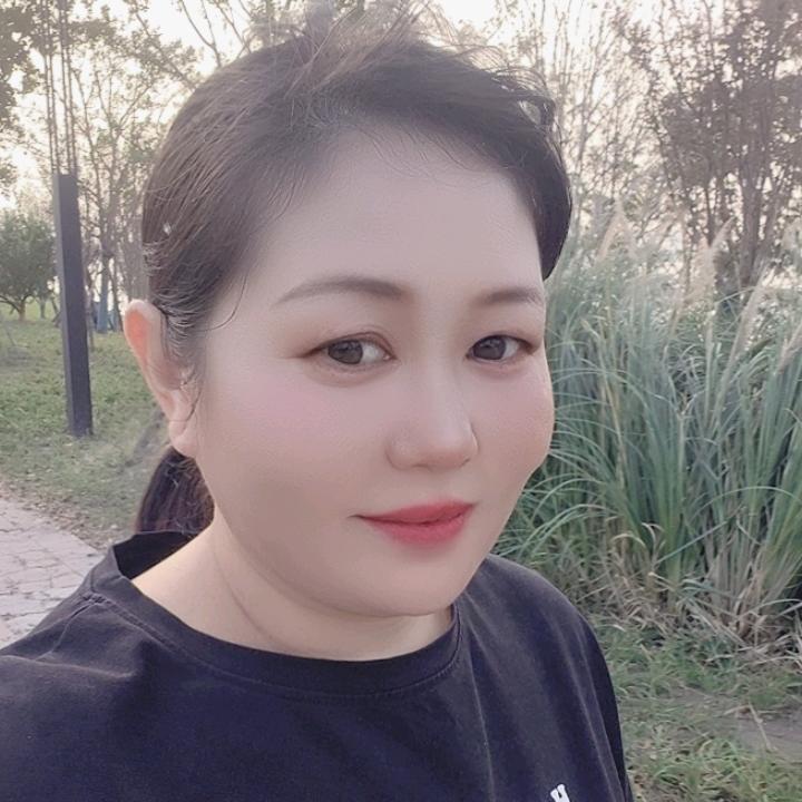 农村老女人来了