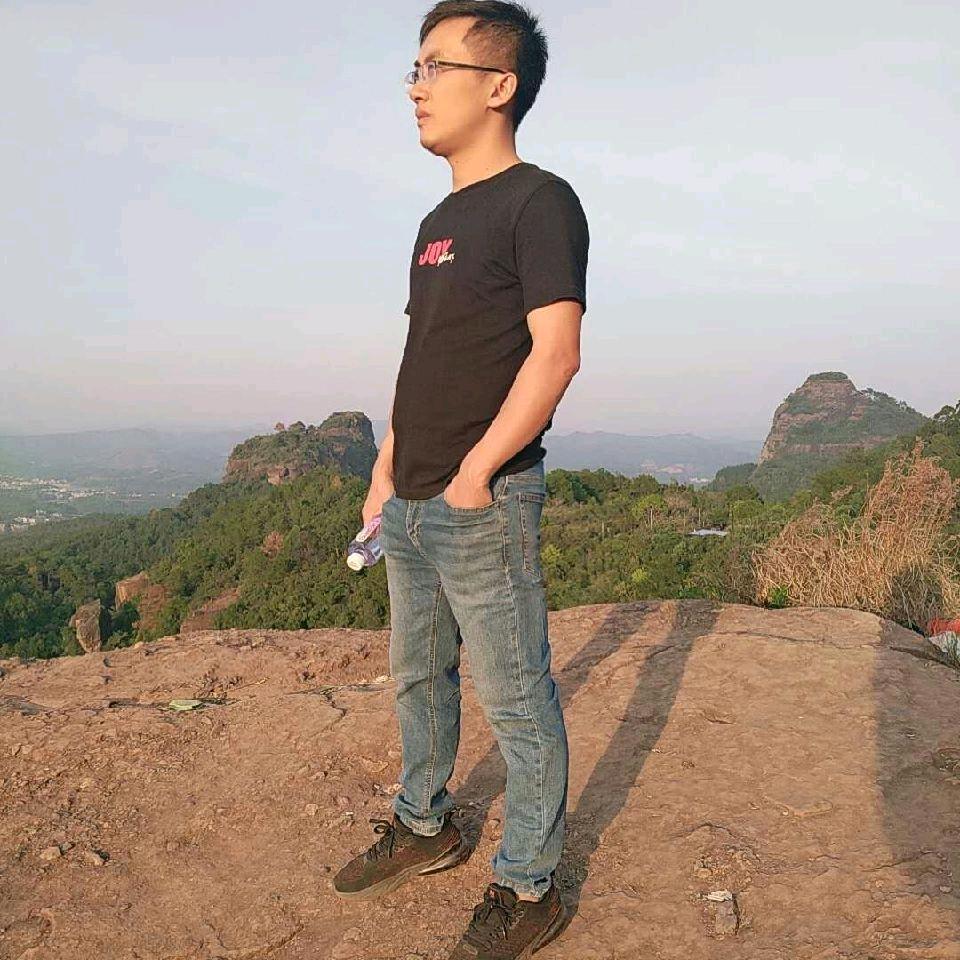 阿  彬 --