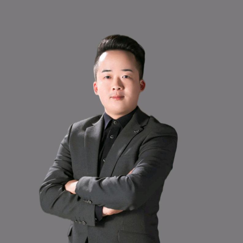圆梦育德冯校长