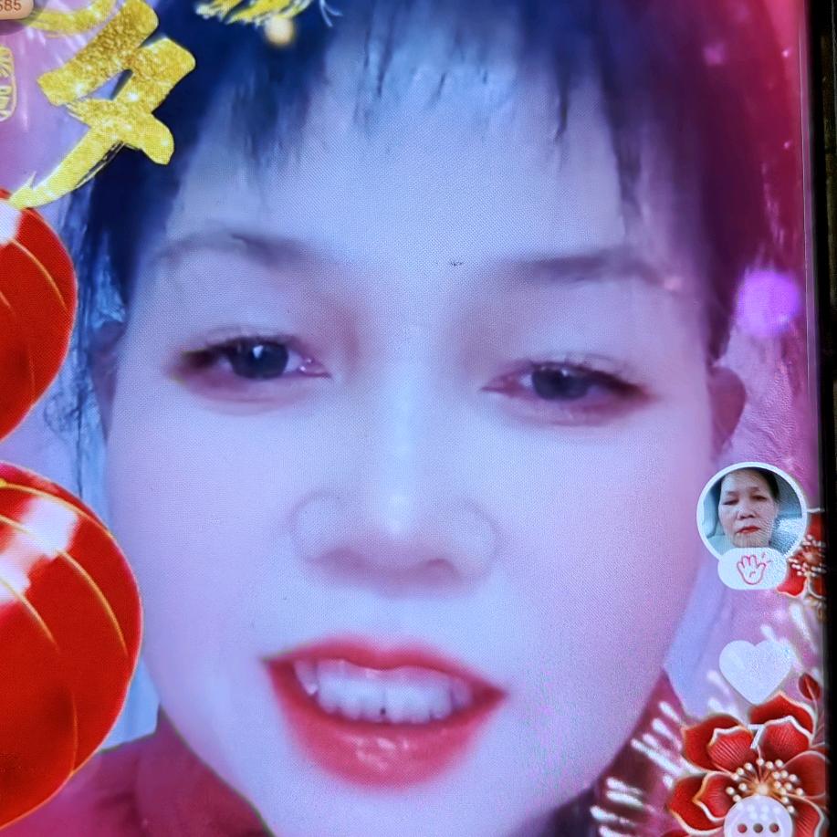 孔美美