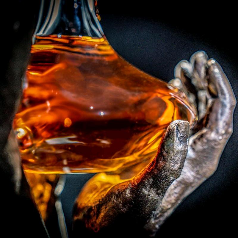 威士忌倒货大师