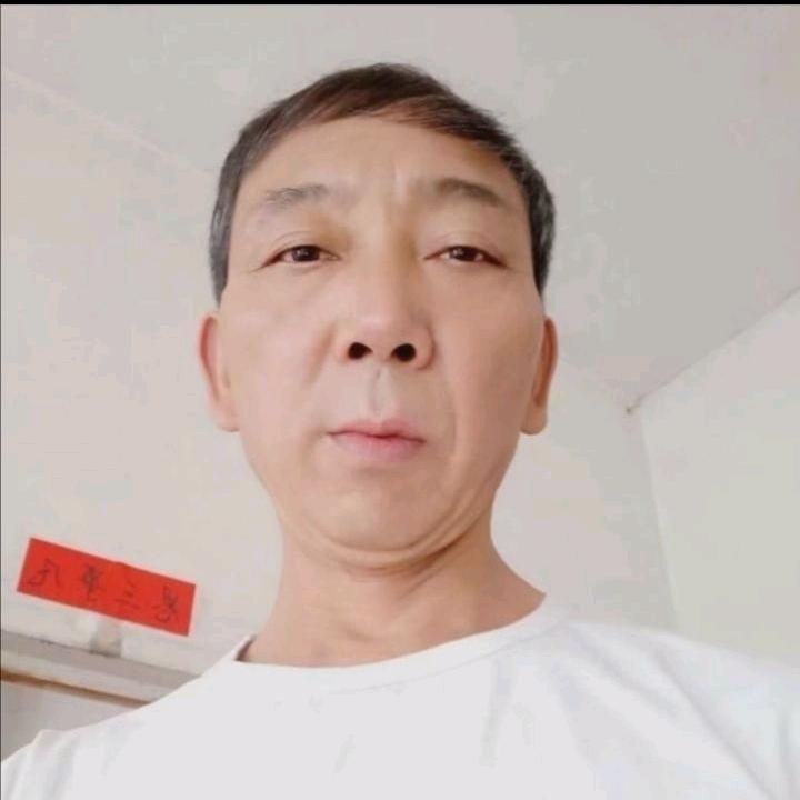 凉都彝家单身哥
