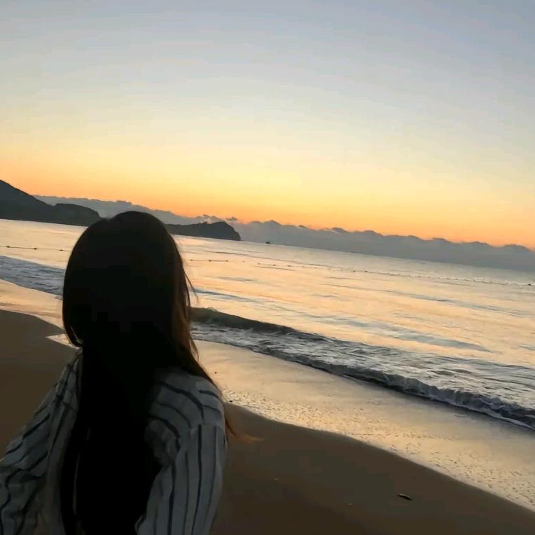 半岛铁盒