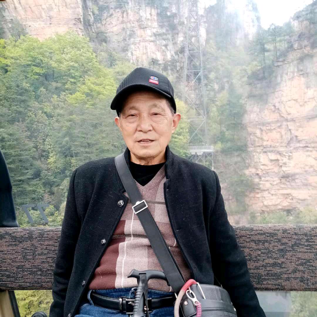 碼頭铺刘满嗲服装店