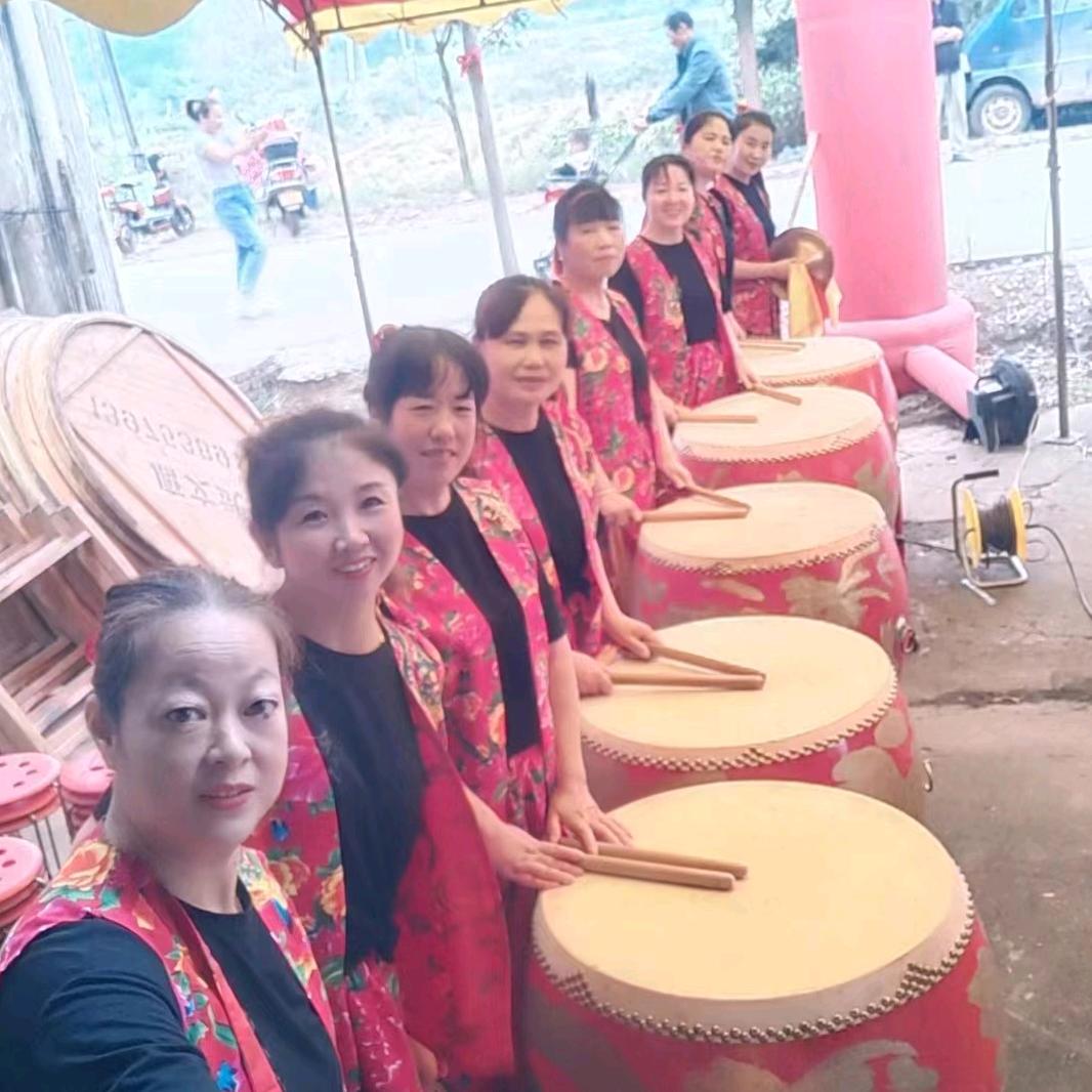 仙庾鼓舞团（灿姐）