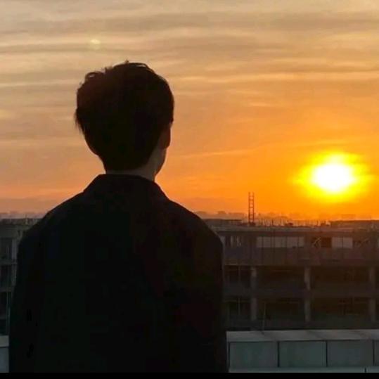 🌈秋日的夕阳下