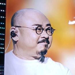 孑然一身⁰⁶²²