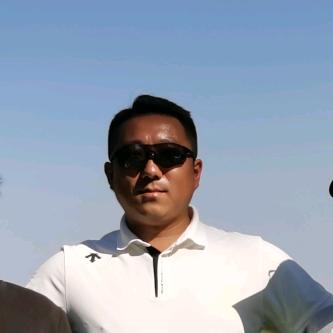 盛京青少年高尔夫学院裴教练