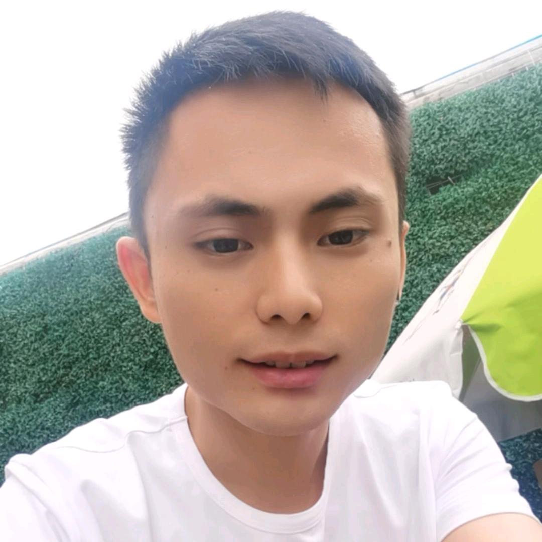 明明✌