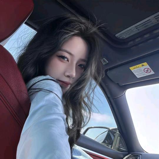 柒柒
