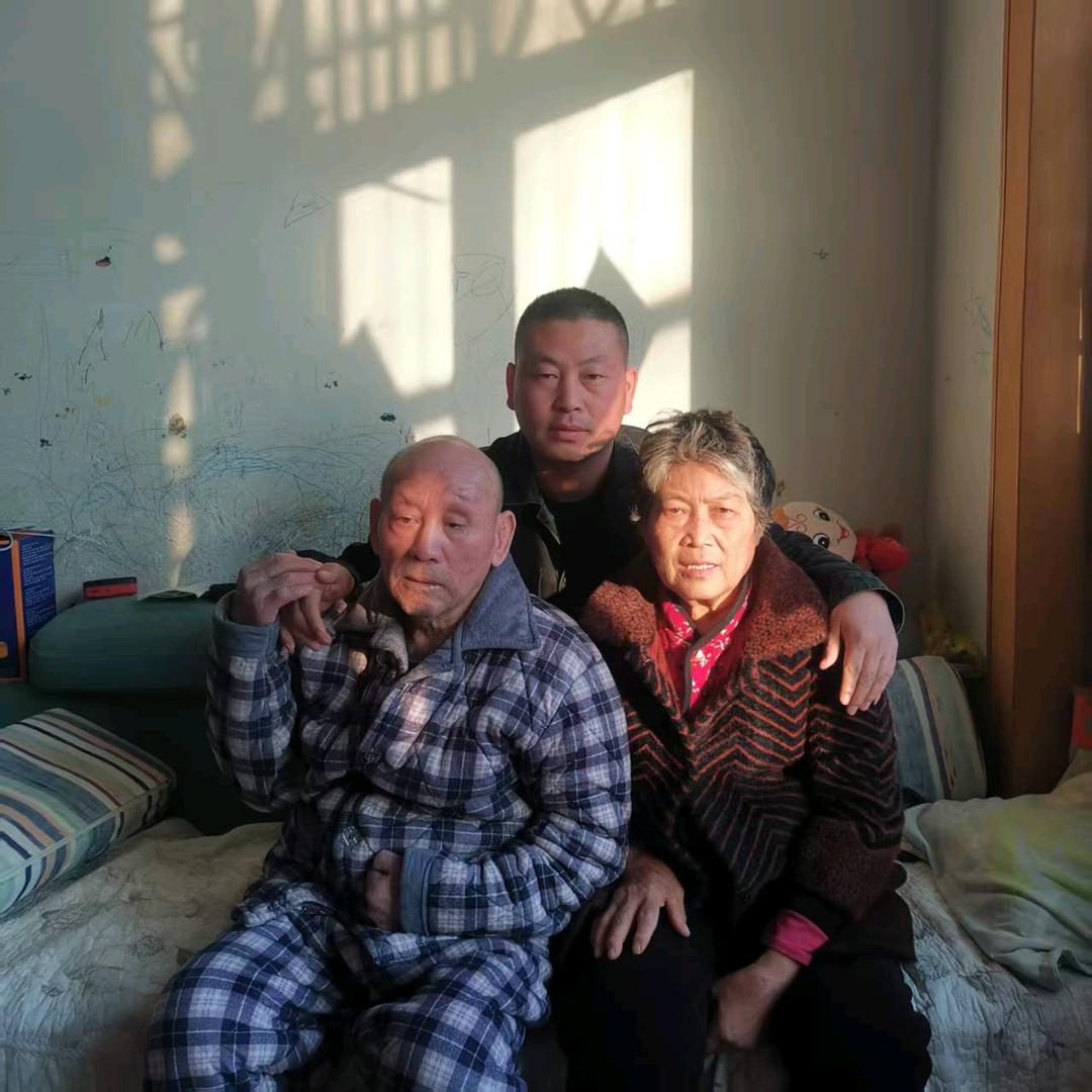 苏北小辉在农村