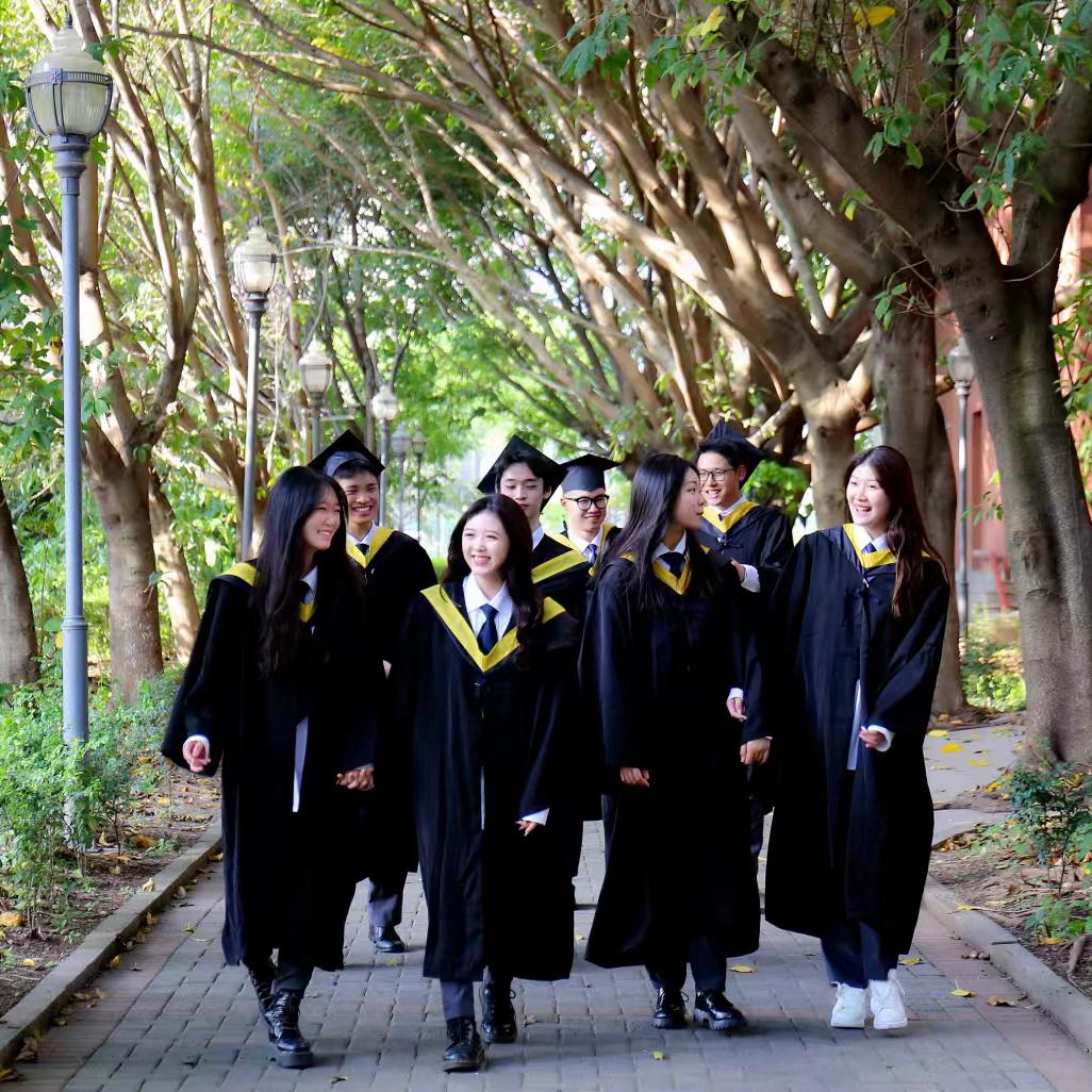 重庆枫叶国际学校-国际高中